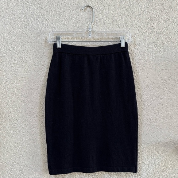 St. John Collection Skirt Santana Knit Pencil Cut Wool Classic Chic Black 2 - Picture 6 of 10